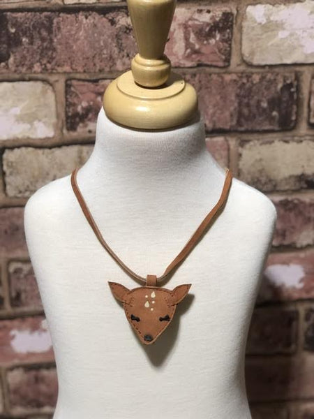 Donsje Wookie Necklace Style Deer