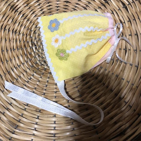 Spring/Summer Baby Bonnet with Embroidery Flowers