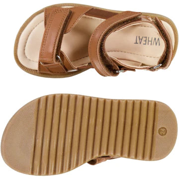 Wheat kids Kasima sandal “amber brown”